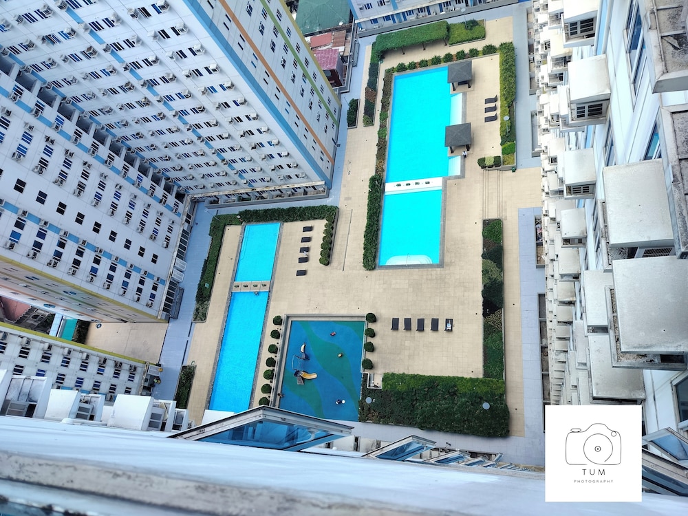 Luxurious City Lights View Condo for Rent in Quezon City