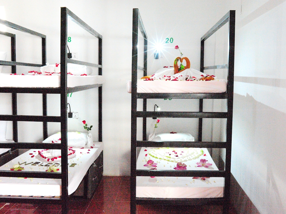 Kafu Hostel & Pool