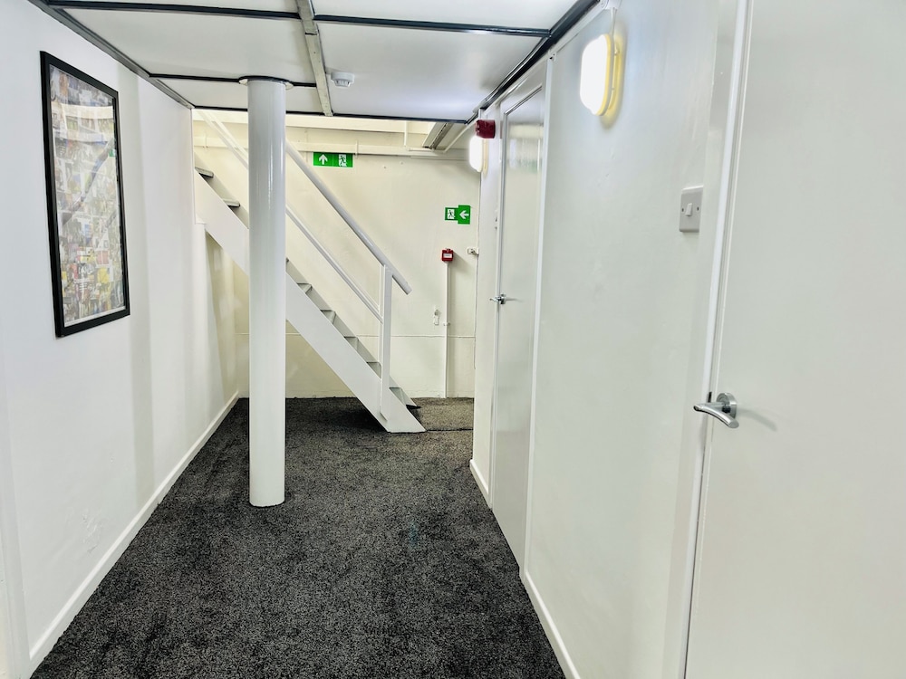 Liverpool Waterfront Stay Excellent Location Onsite Parking