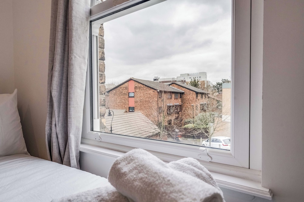 Camberwell High Spec 6-Studio Unit Block