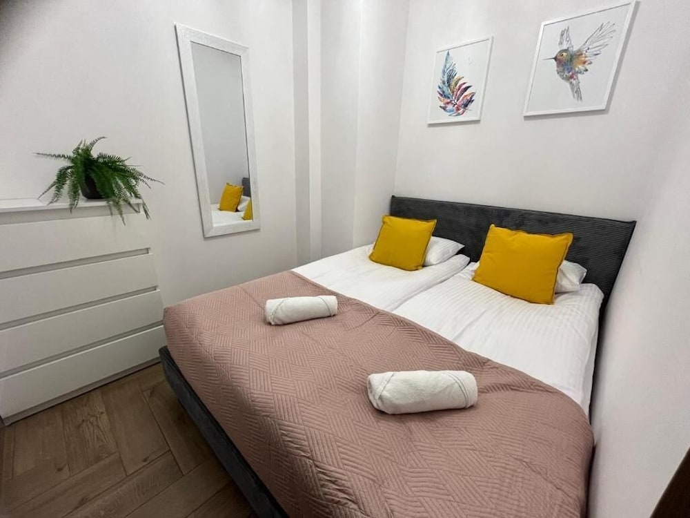 Apartament KOLEJOVA 20 z sypialnią