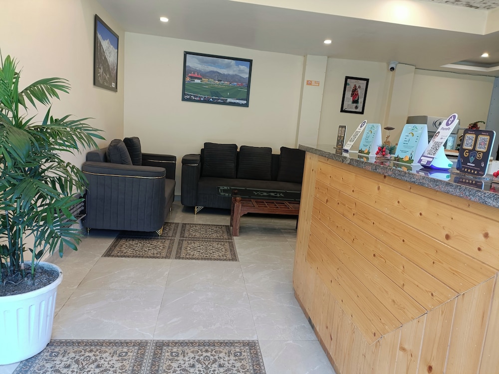 Heryk Hillview Hotel