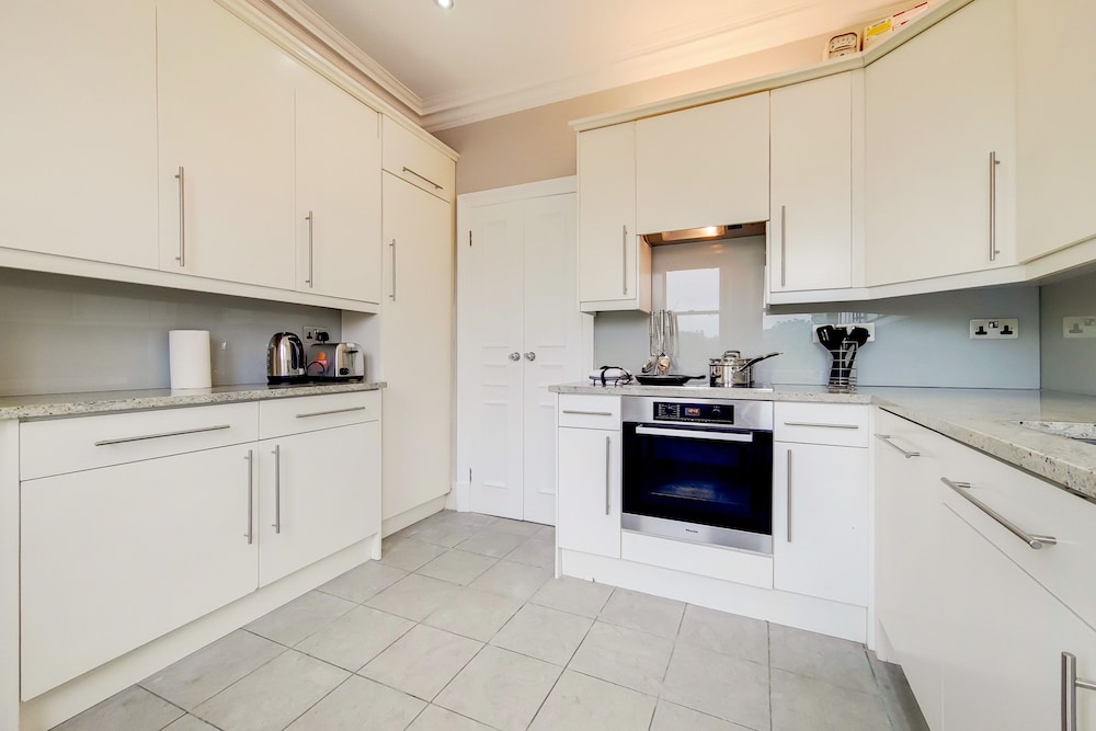 The Knightsbridge Residences