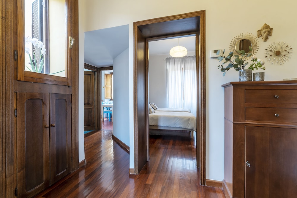 Porta Pia Apartment with Balcony