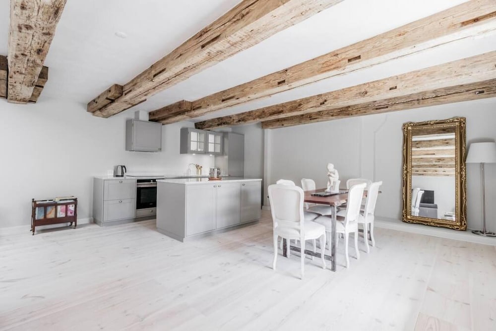 110 sqm Extravagant Luxury Apt - Heart of CPH view 5
