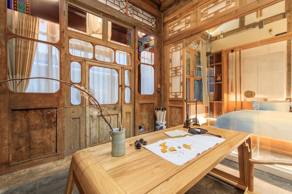 Isvara Flowing Ocean Guesthouse