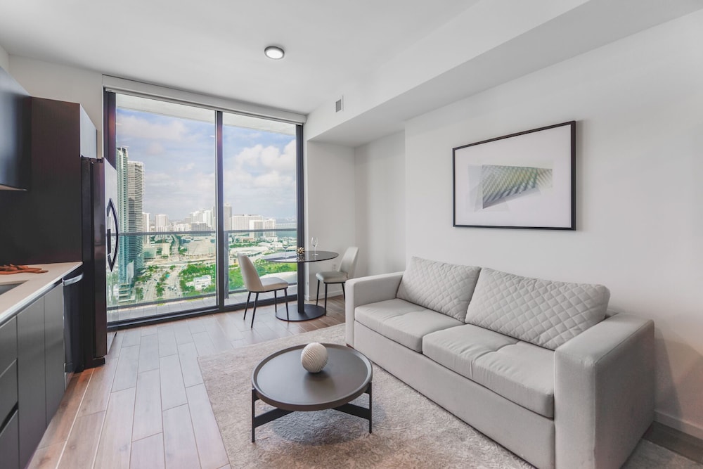 Exclusive Oasis Charming Studio Apt