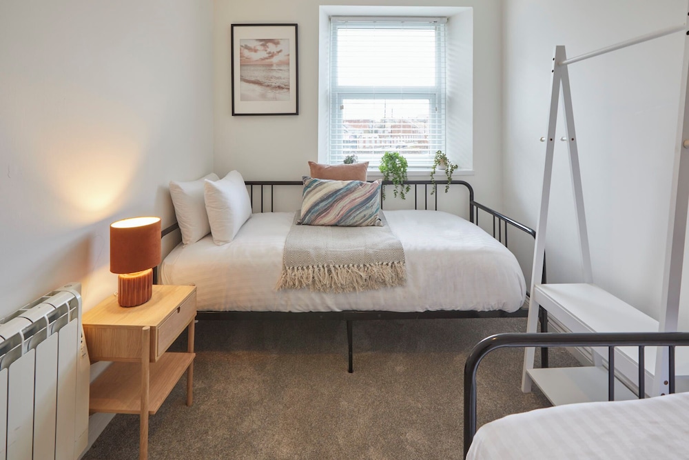 Host Stay Apartment 5 North Quay view 5