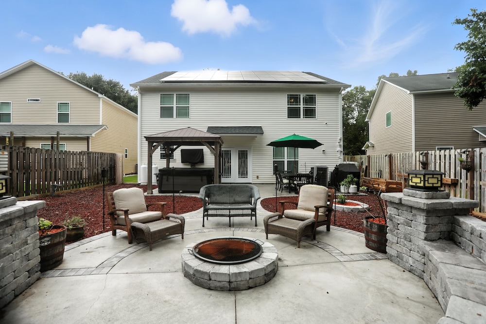 Lowcountry Luxury Near Palmetto Bluff 4 Bedroom Home