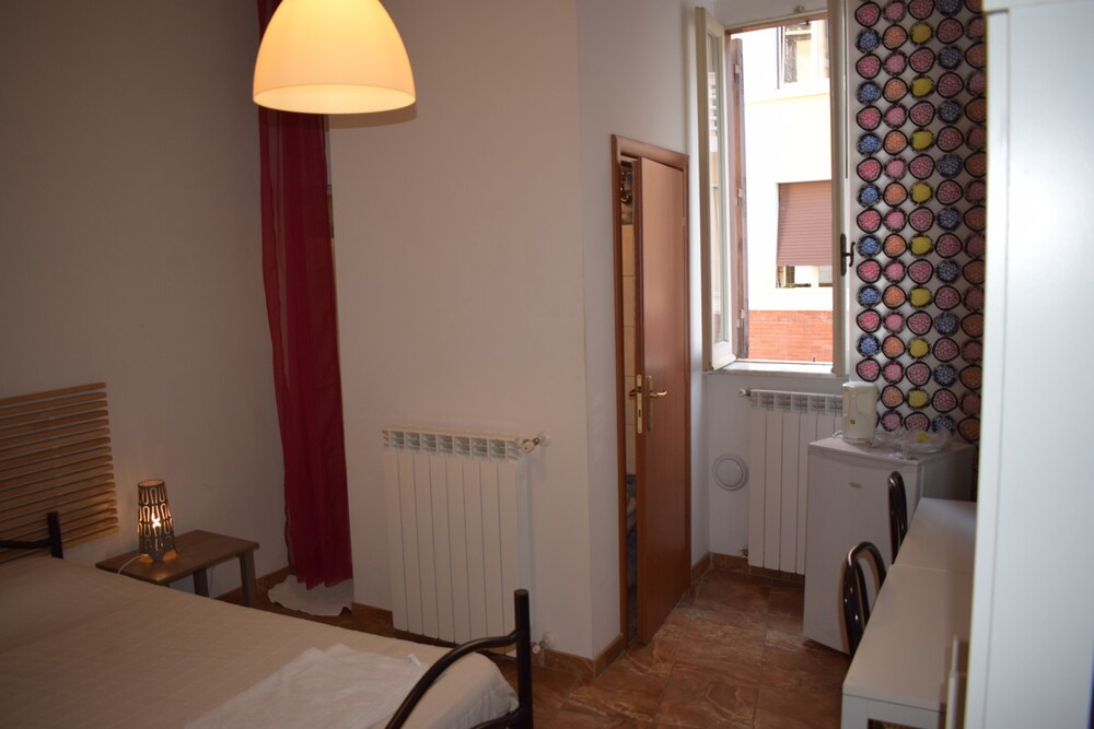 Rose Santamaria Residence - Hostel