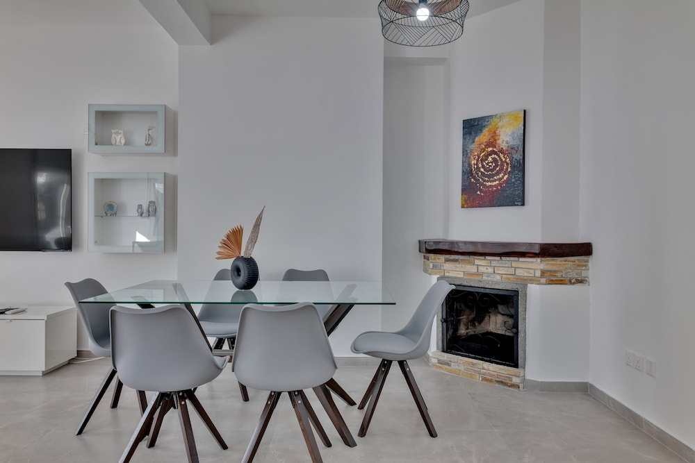 Phaedrus Living: Luxury Residence Faneromeni