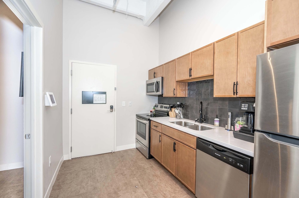 The 333 Suites 201 Stay for 6