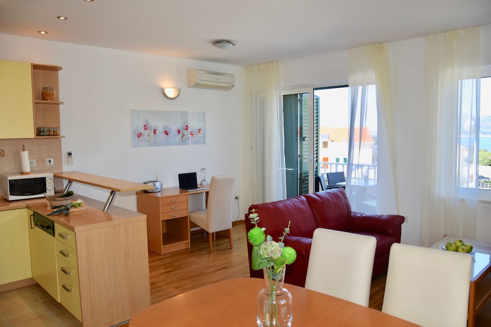 Pervanovo Apartments