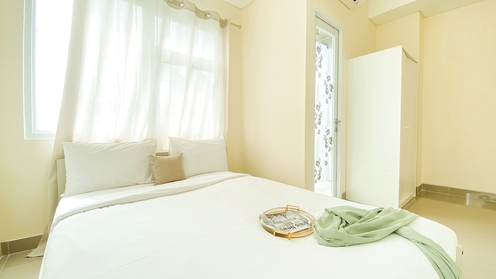 Fully Furnished 1Br Apartment B Residence