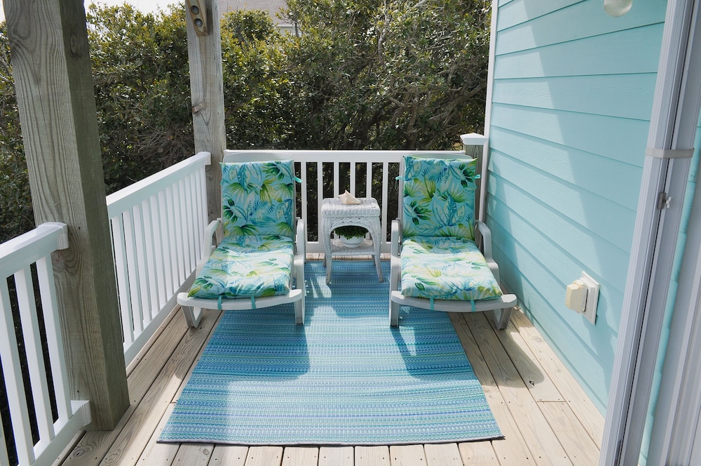 Sea Sound Blessing by Topsail Realty