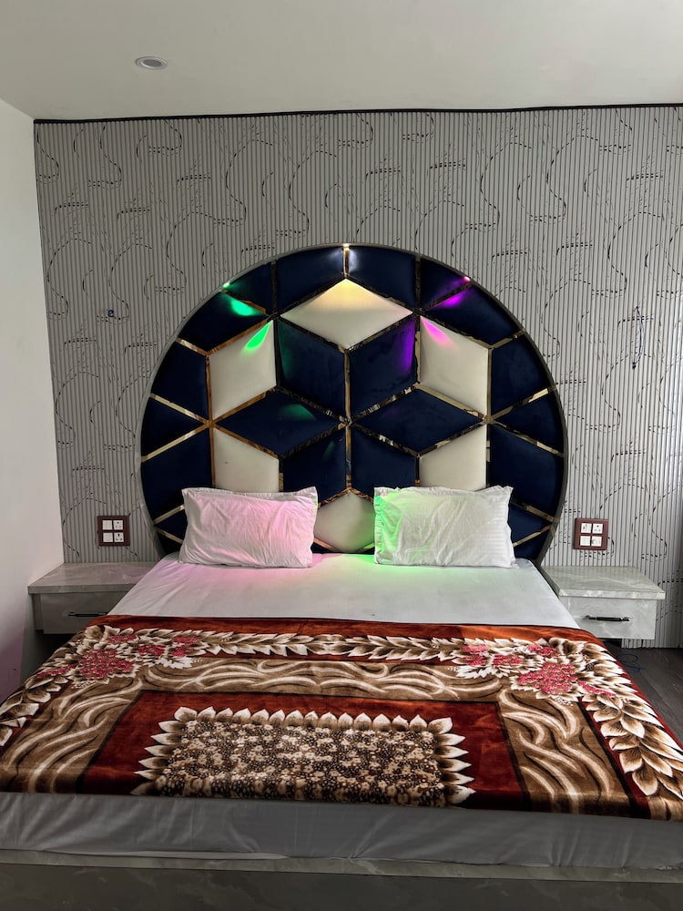 PEARL RESIDENCY