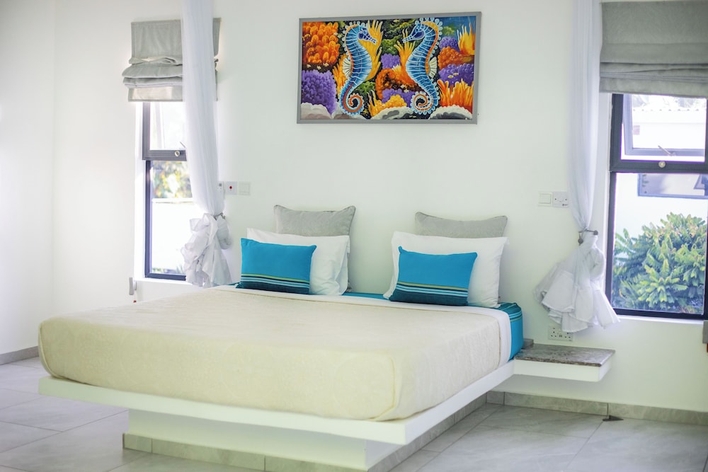 Coral Reef Villas