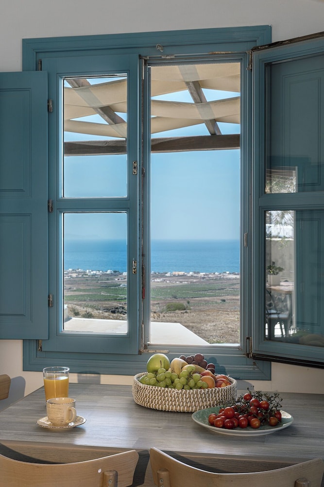 GTK Santorini Oia Sunset Villas