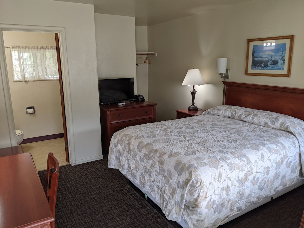 Hi-Lo Motel, Cafe and RV Park Mount Shasta Area