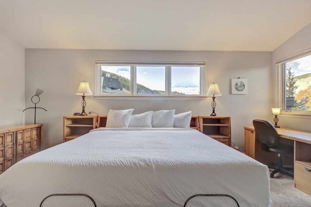 Legends 11 5 Bedroom Townhouse