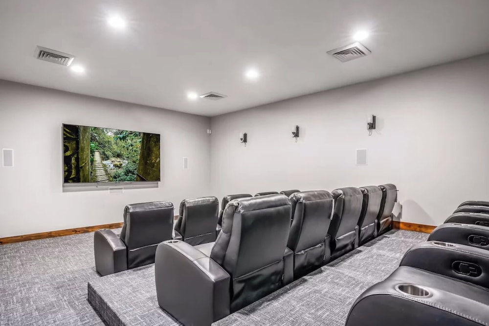 Jordanelle Retreats by Luxury Mountain