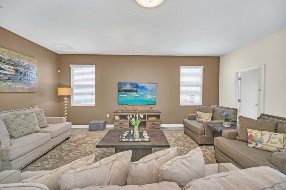 Lots Of Space Pool, Spa Champions Gate Home! 6 Bedroom Villa