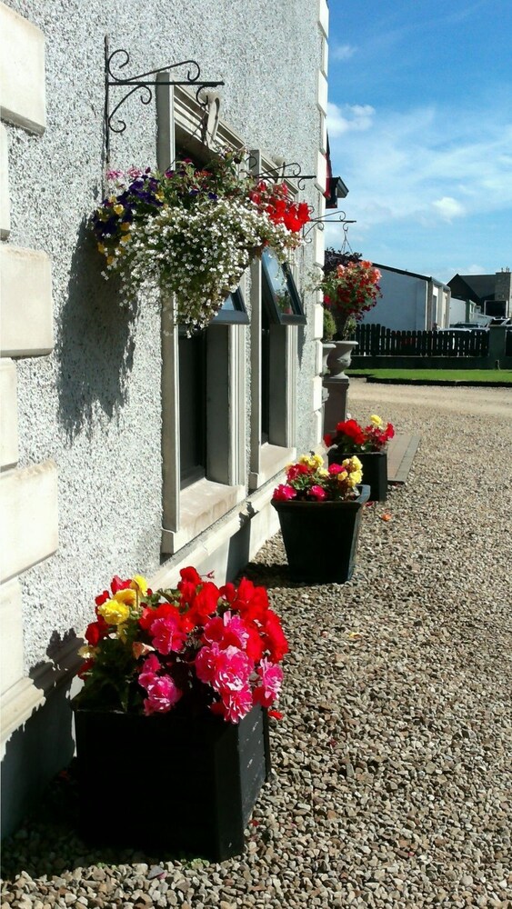 Kesh Country Manor