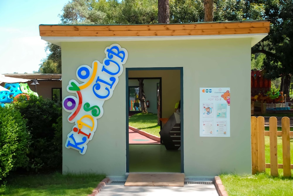Kimeros Park Holiday Village