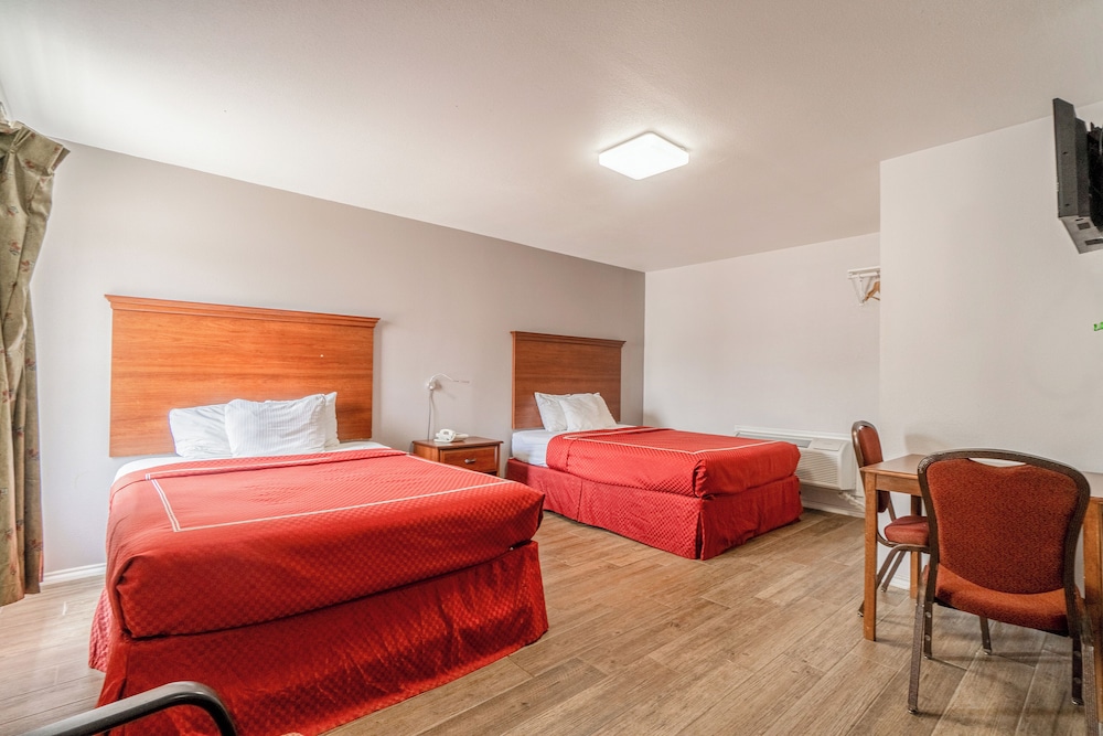 OYO Budget Inn Falfurrias Hwy 281