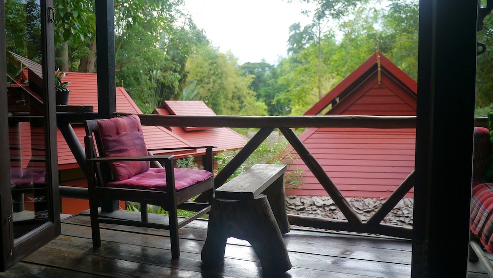 Pho Rak Nah Pai Guesthouse