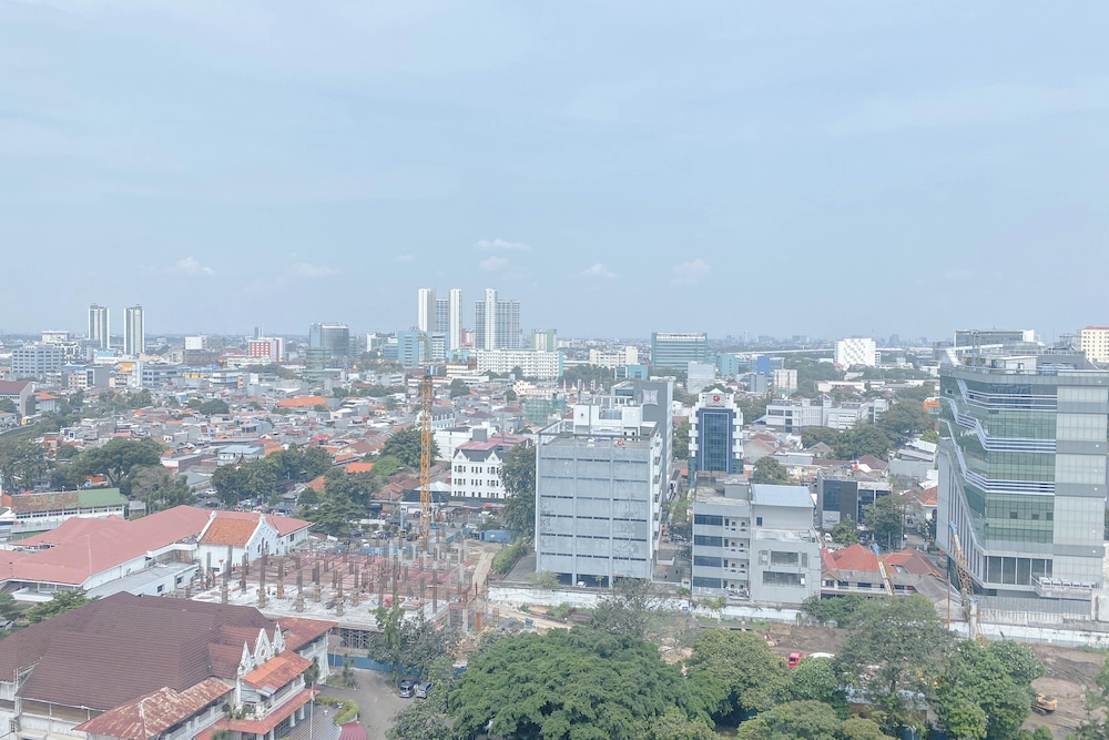 Modern Studio Near Taman Ismail Marzuki At Apartment Menteng Park