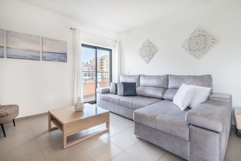 Praia DA Rocha Ocean View by Homing