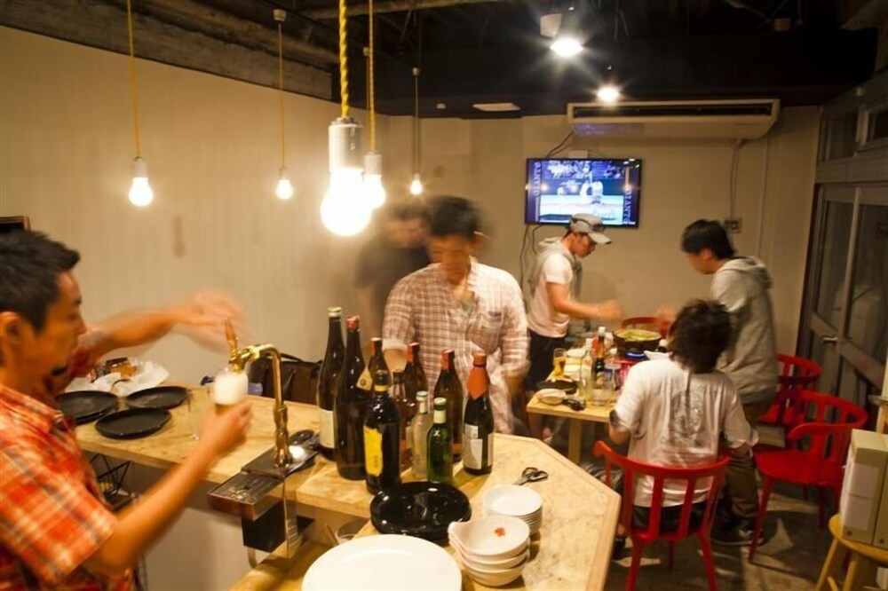Hakata Gofukumachi Hostel Takataniya