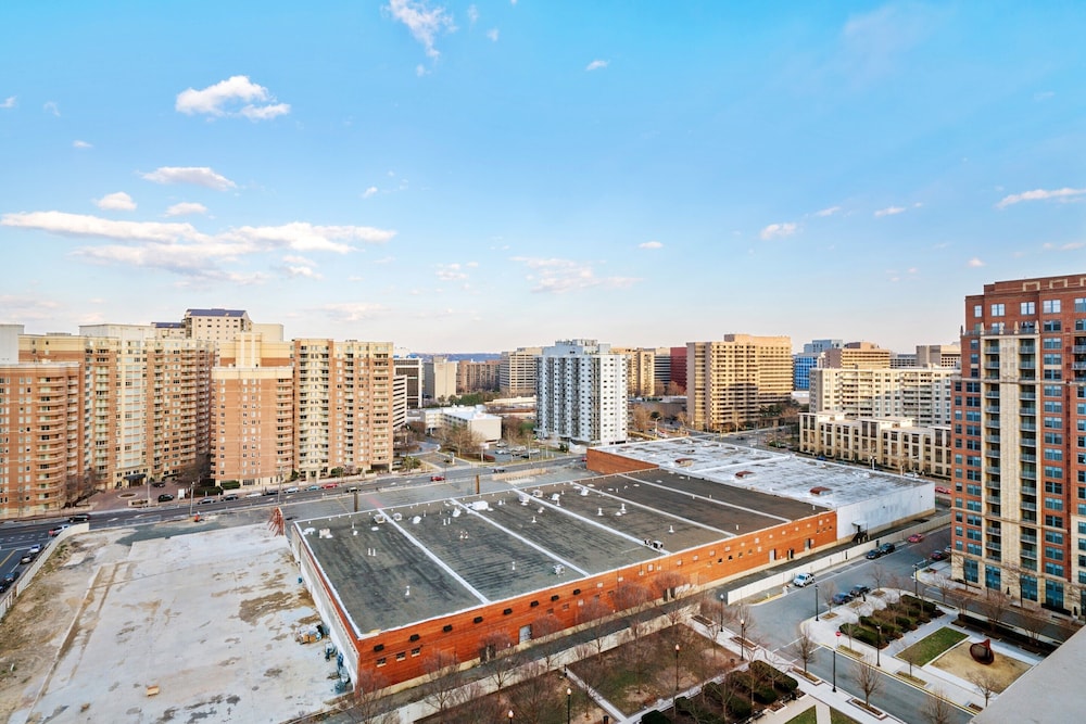 Global Luxury Suites at The Convention Center
