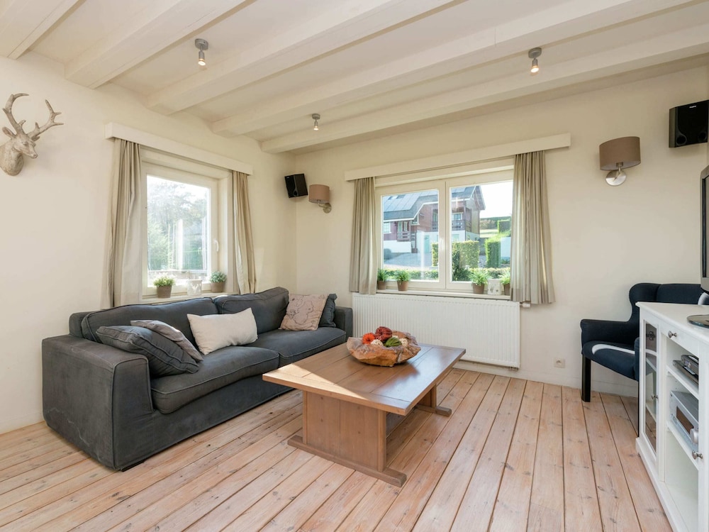 Lovely Villa in Durbuy with Hot Tub view 2