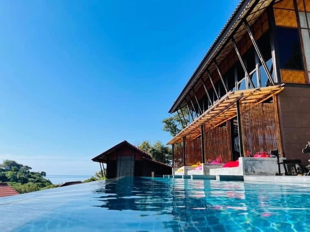 Alama Sea Village Resort