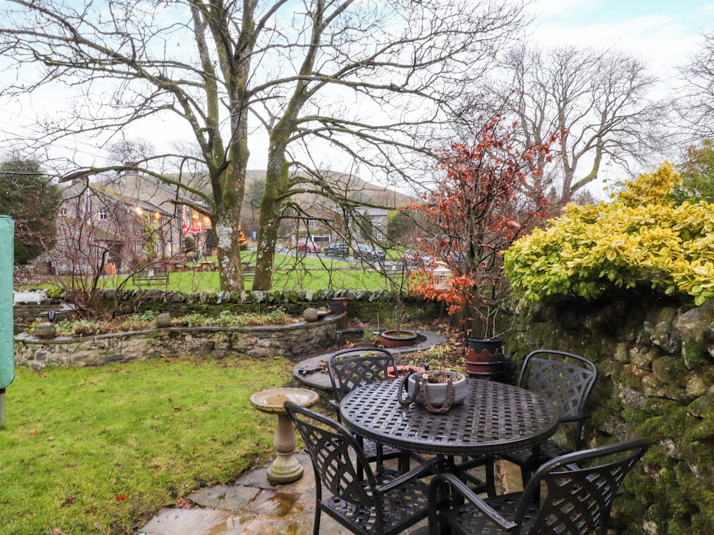 Woodside Cottage
