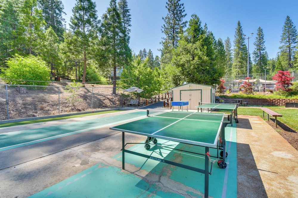 Sleek Blue Lake Springs Retreat w/ Deck & Yard!