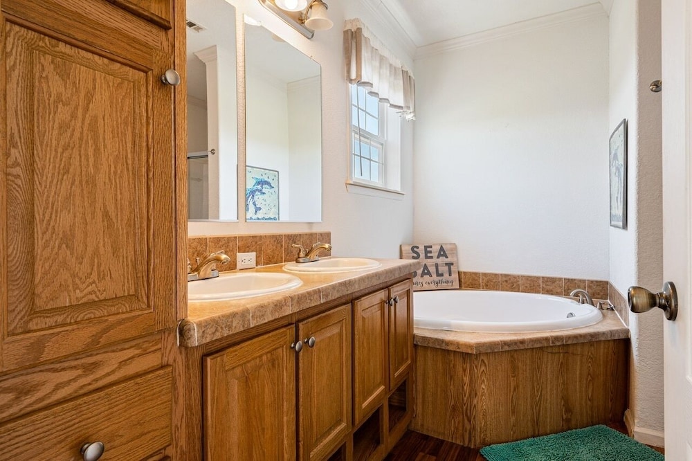 Camelot 2 Bedroom Home