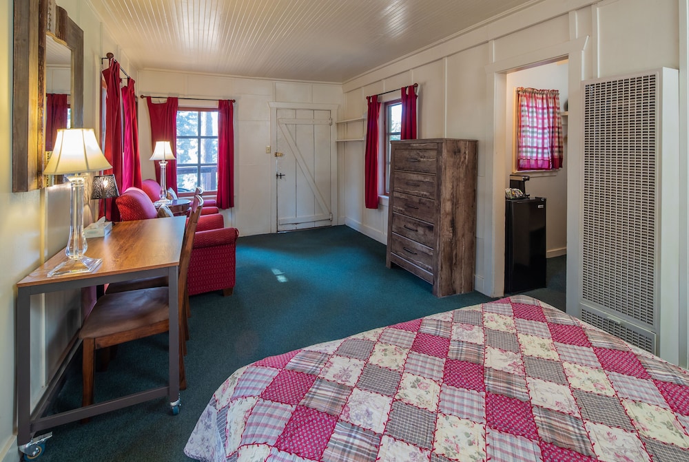 Three Rivers Vacations - John Muir Lodge - Property Image 4