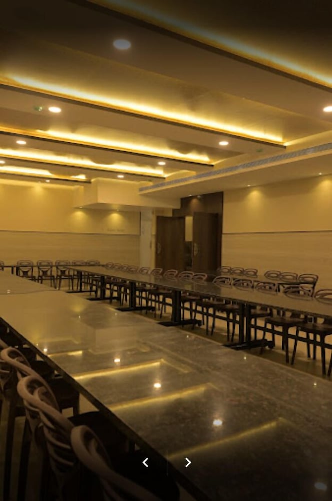 meeting & event spaces