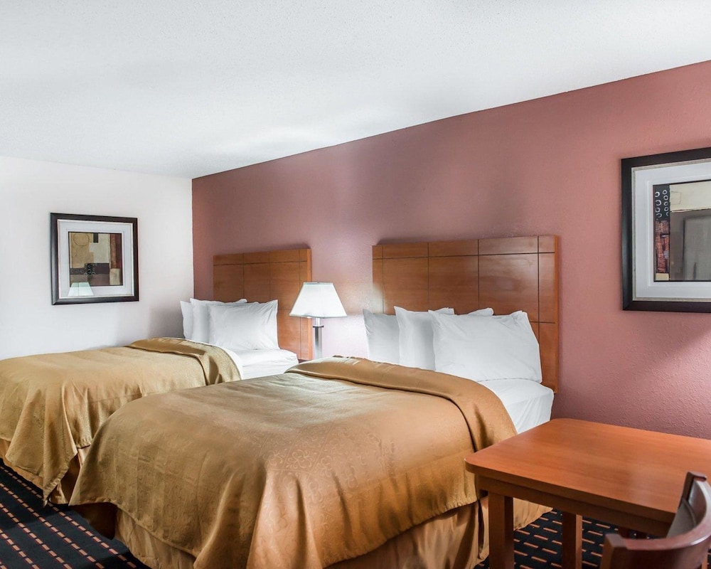 Marianna Vacations - Quality Inn Marianna - Property Image 28