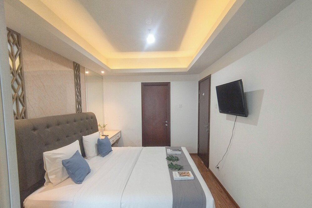 1Br Near Mall At Grand Sungkono Lagoon Apartment