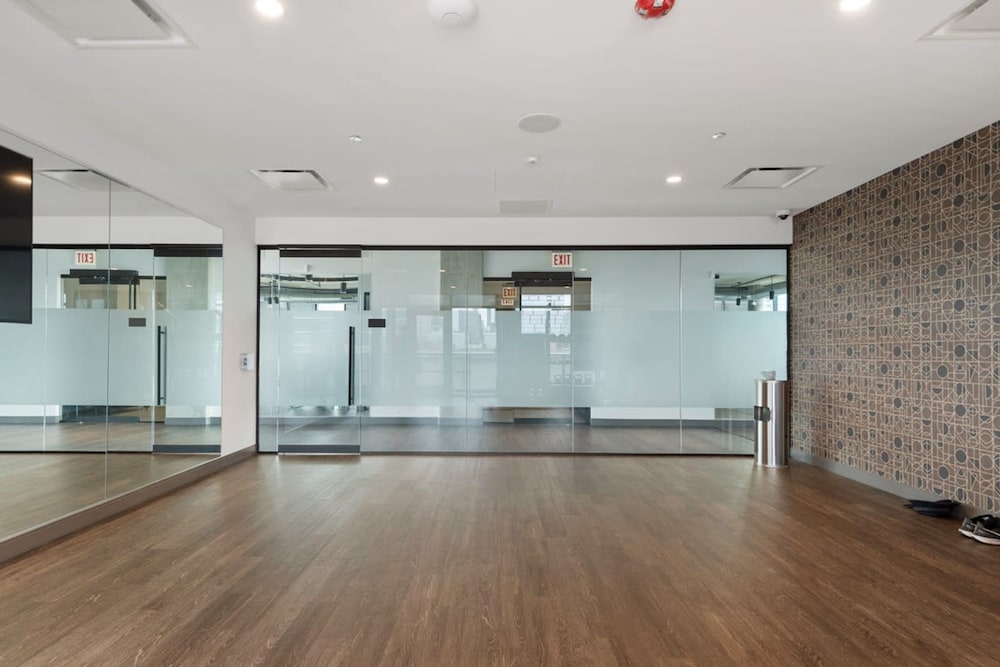Why Settle for Ordinary 5 Stars Apartment The Avant