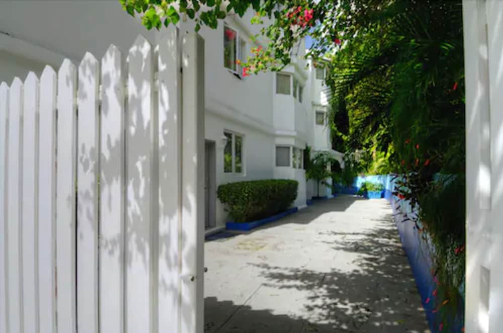The Lighthouse Villas - Photo 18