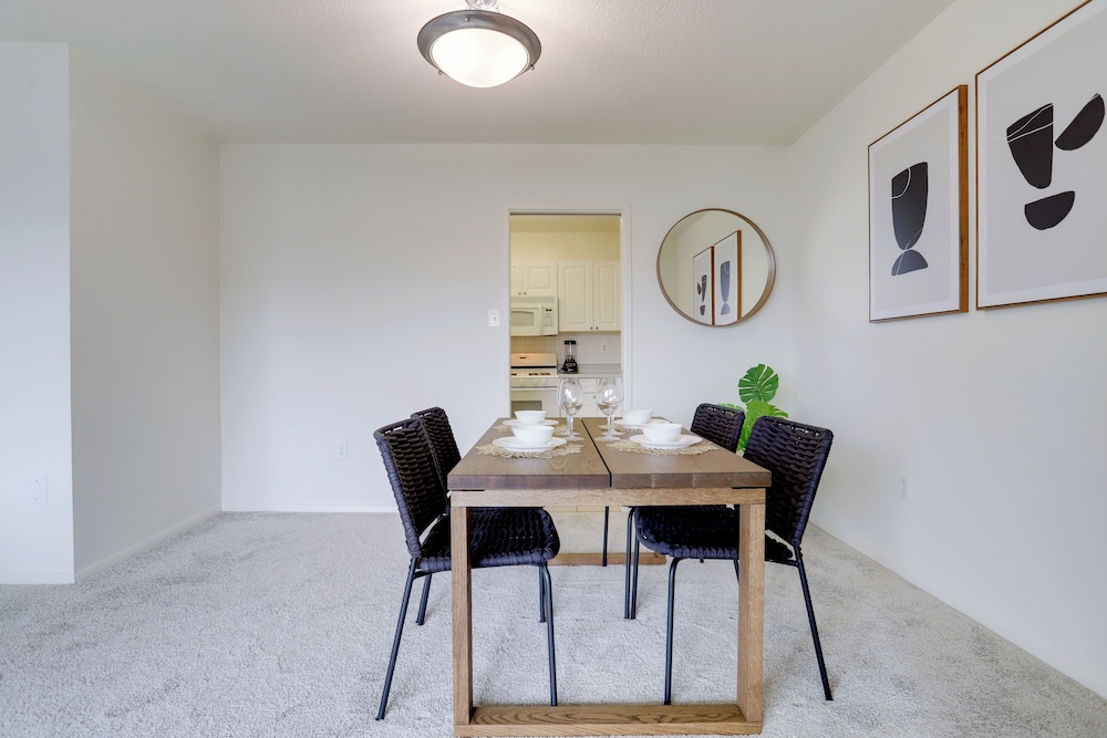 Apartment in the Heart of Crystal City