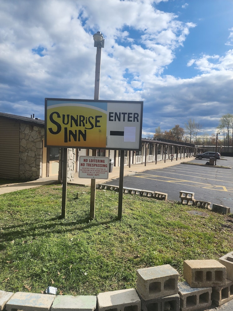 Sunrise inn