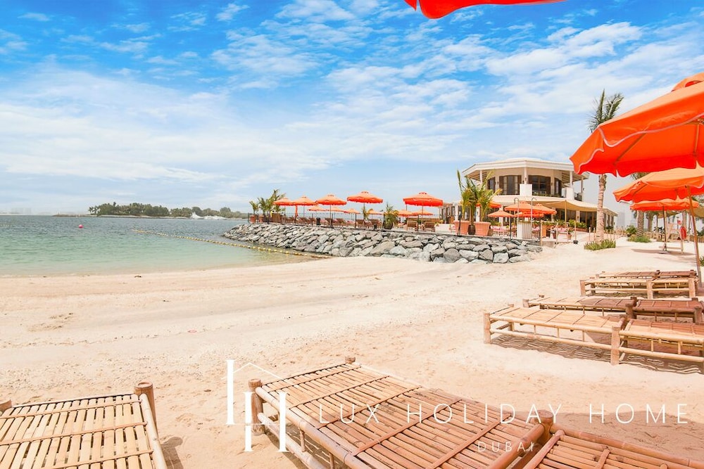 LUX Holiday Home - Azure Residence 4
