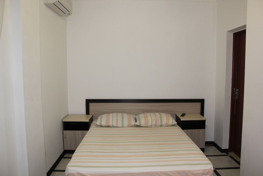 V gostiah u Svetlani Guest House view 2