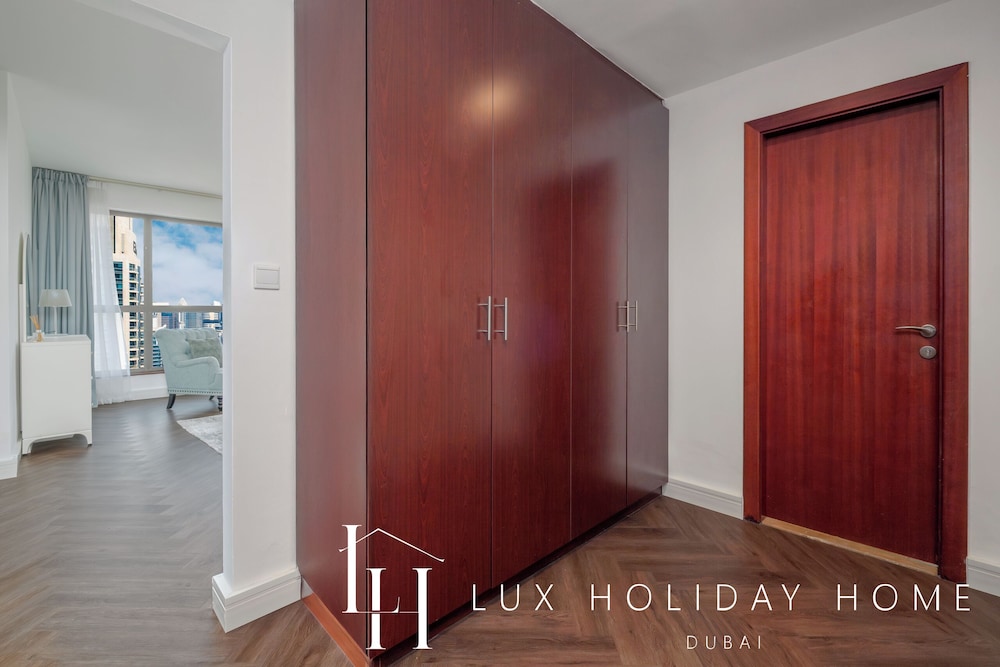 LUX The JBR Central Suite